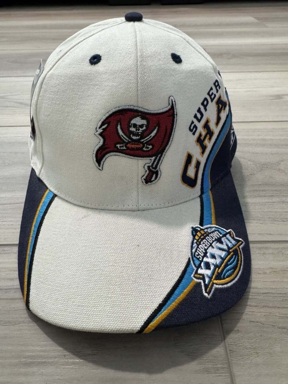 Vintage 2003 Reebok Tampa Bay Buccaneers Super Bowl XXXVII Champions Hat NWT